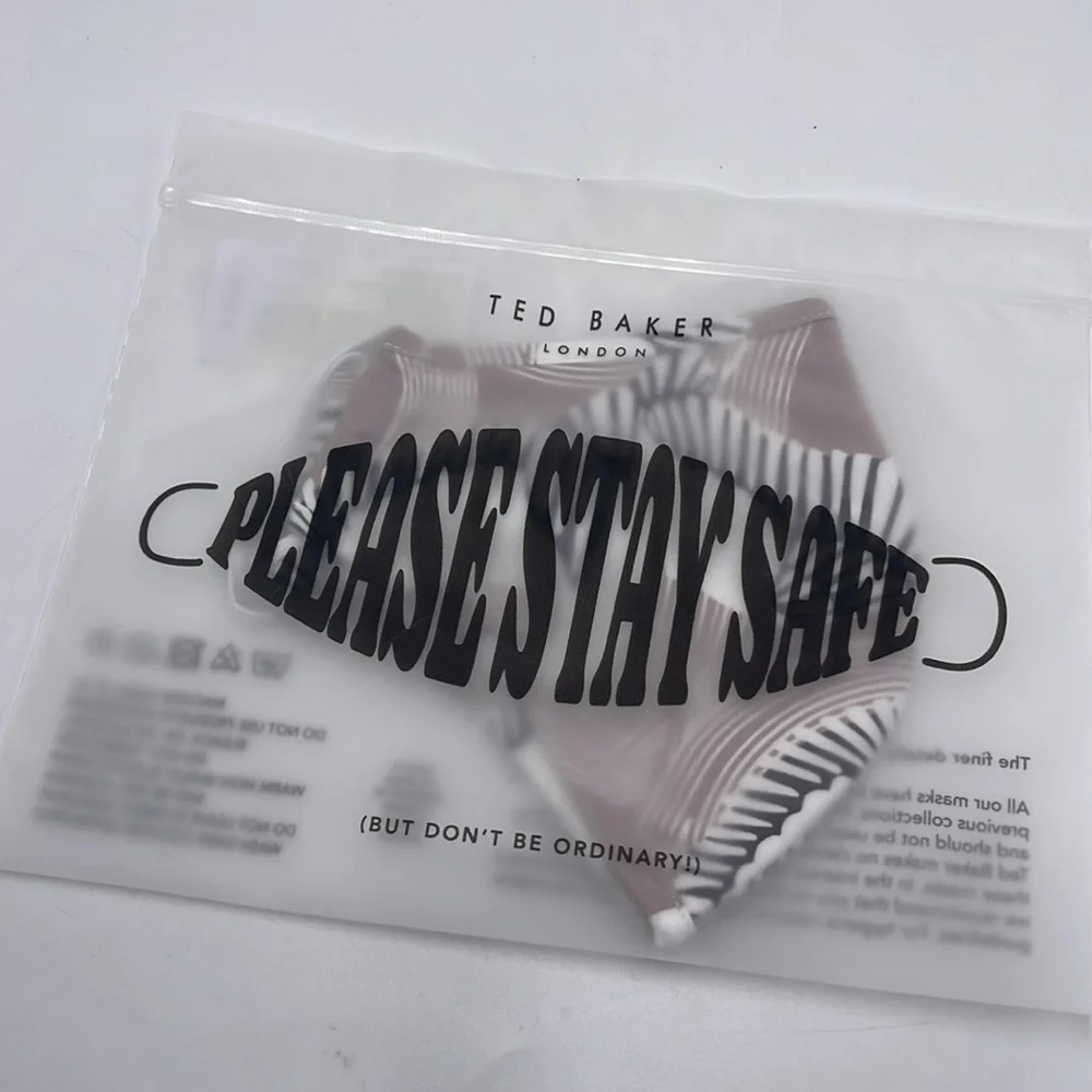 TED BAKER LONDON Reversible Reusable FACE MASK  NWT  OS